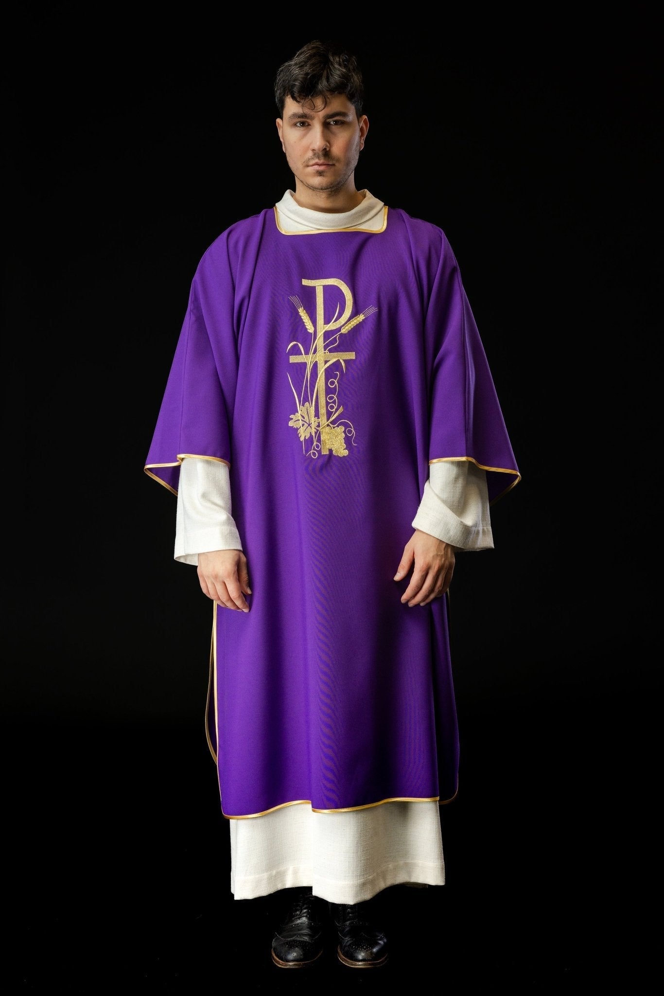 Dalmatica viola con ricamo a croce Pax oro KDL/026/03/12/D FIOLET DALMATYK - PERILPRETE.IT