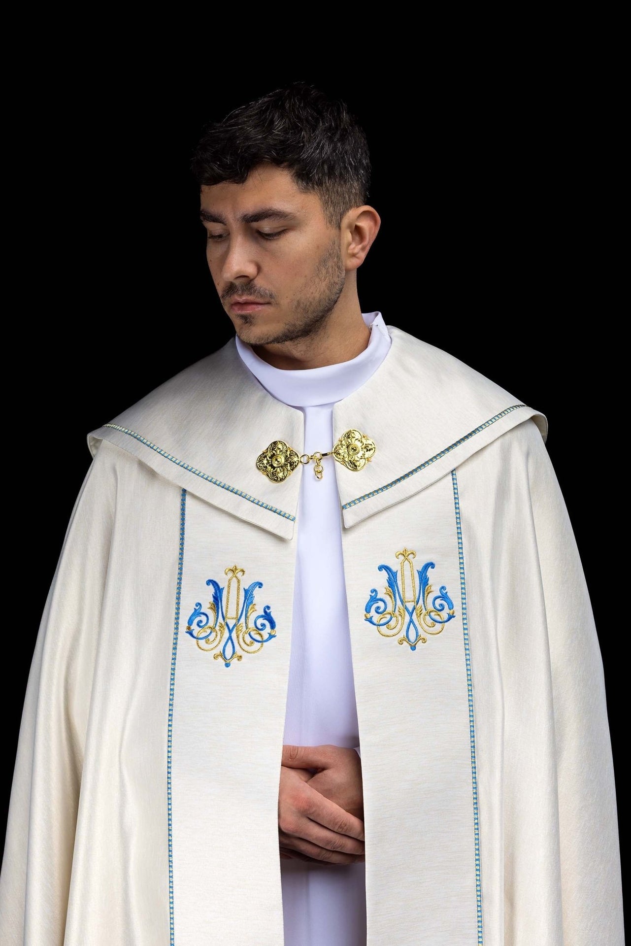Kapa haftowana Maryjna Ecru