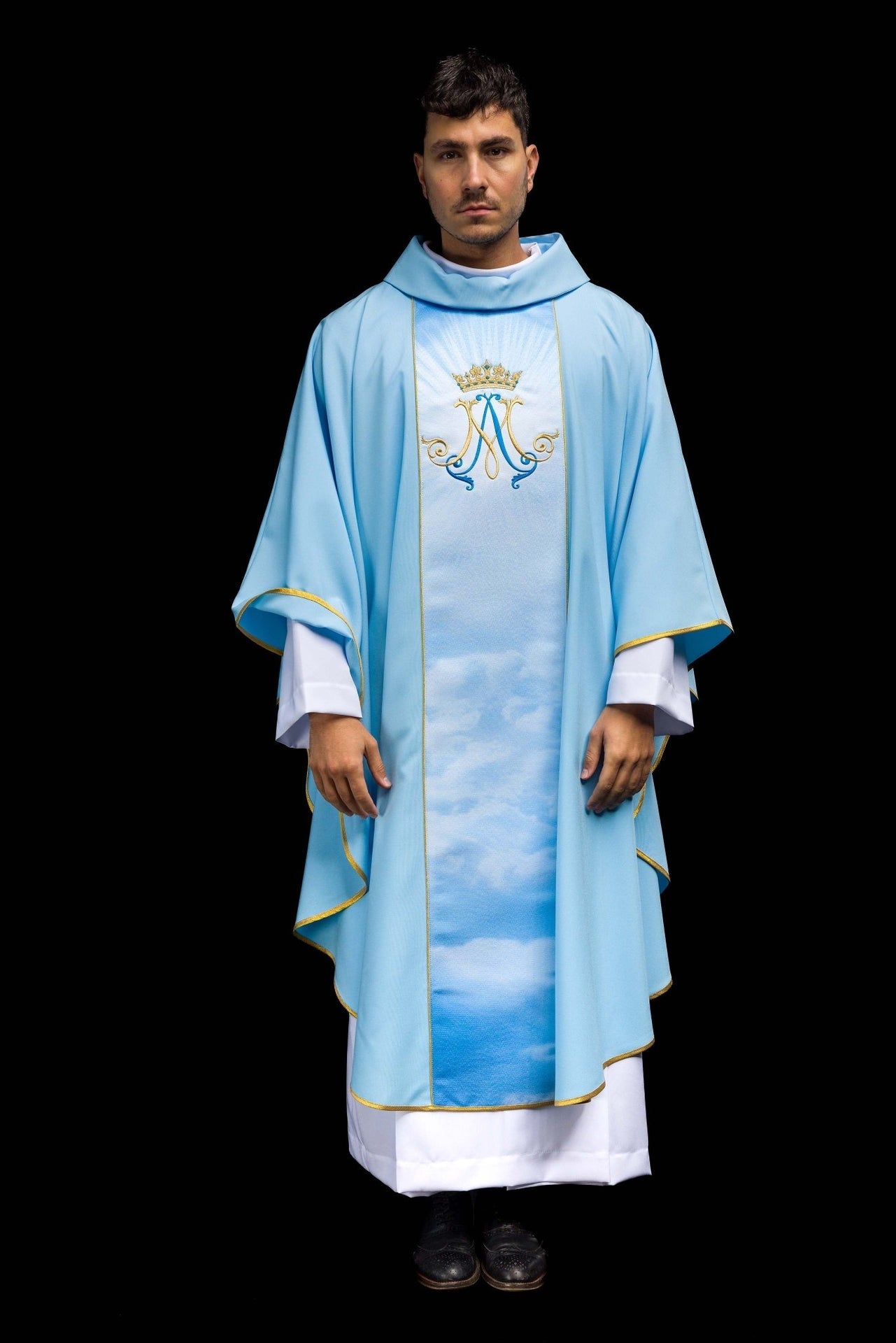 Niebieski ornat liturgiczny Maryjny z pasem sublimowanym i haftowanym
