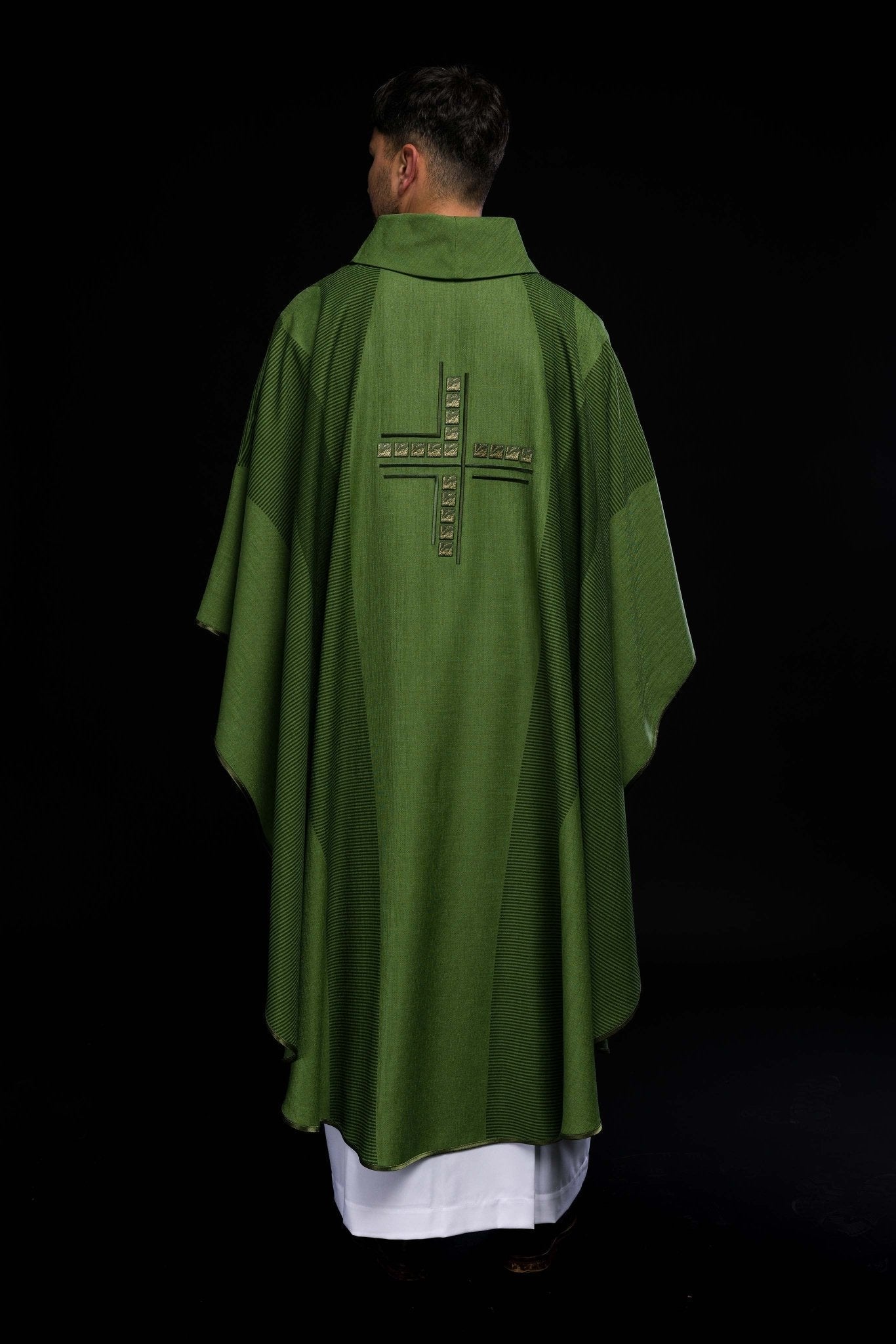 Ornato liturgico verde con croce HA7036 - 01 ZIELONY - PERILPRETE.IT