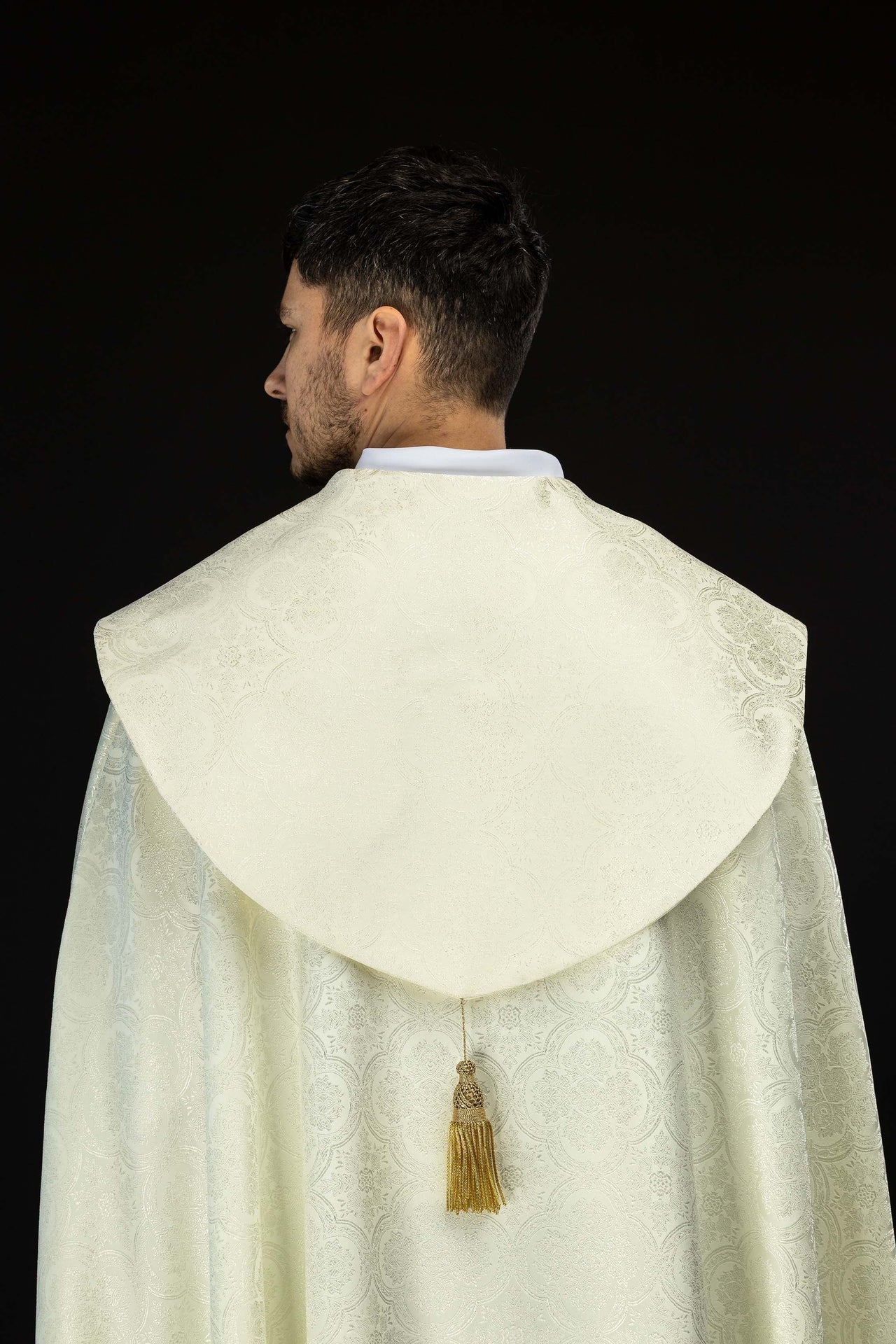 Piviale liturgico in jacquard color ecru KKP/161/05/11 145cm - PERILPRETE.IT