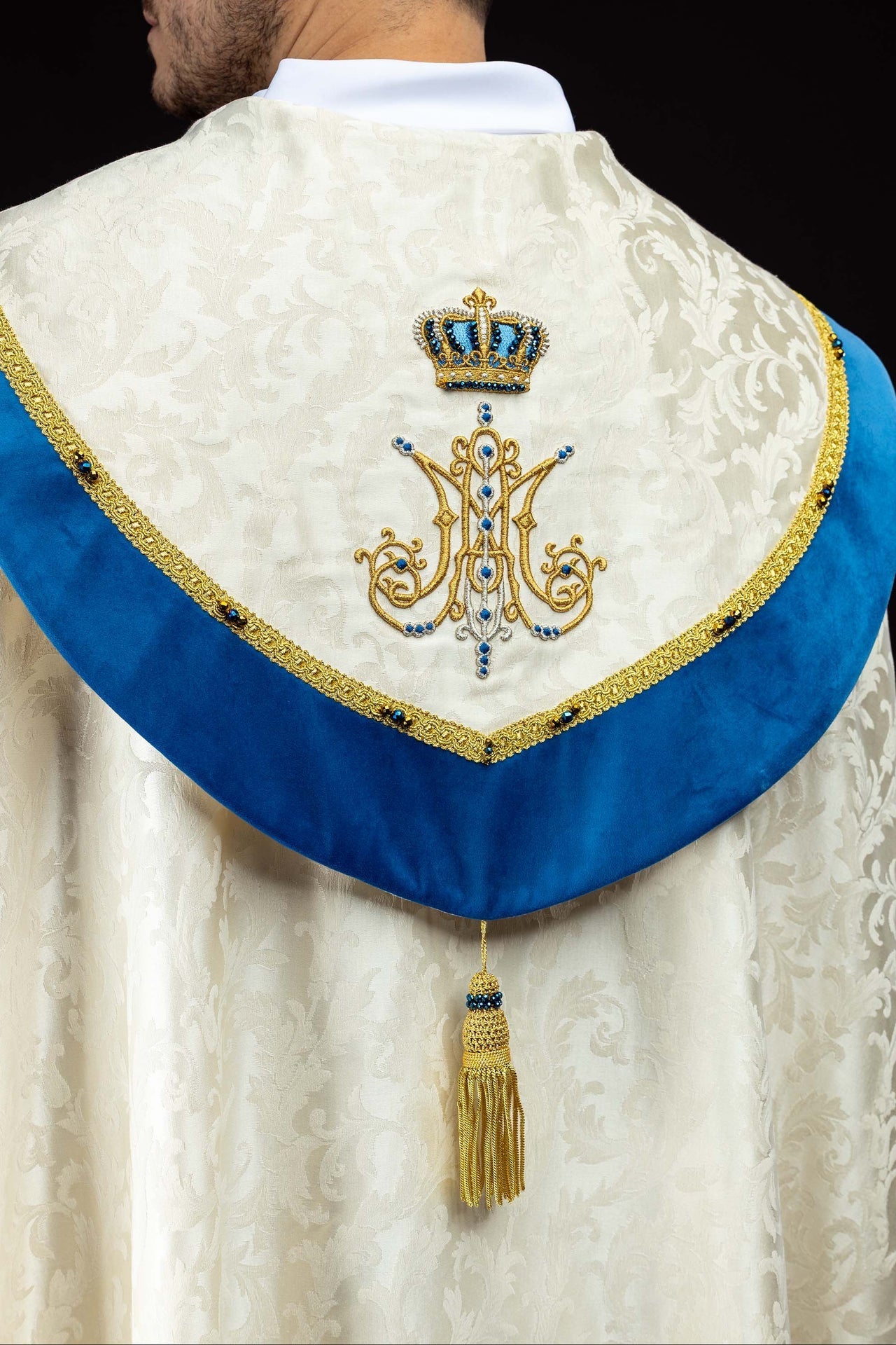 Piviale mariano realizzato a mano con pietre naturali Handmade 3006 HM/3006/05/88 145cm - PERILPRETE.IT