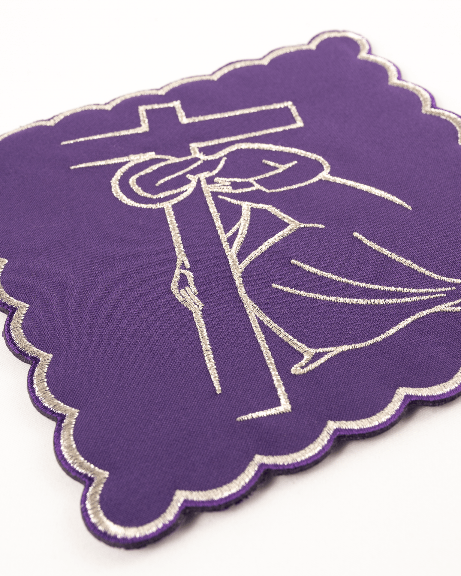 Servizio da messa ricamato con la Via Crucis KDT/5055/03/C2 - PERILPRETE.IT