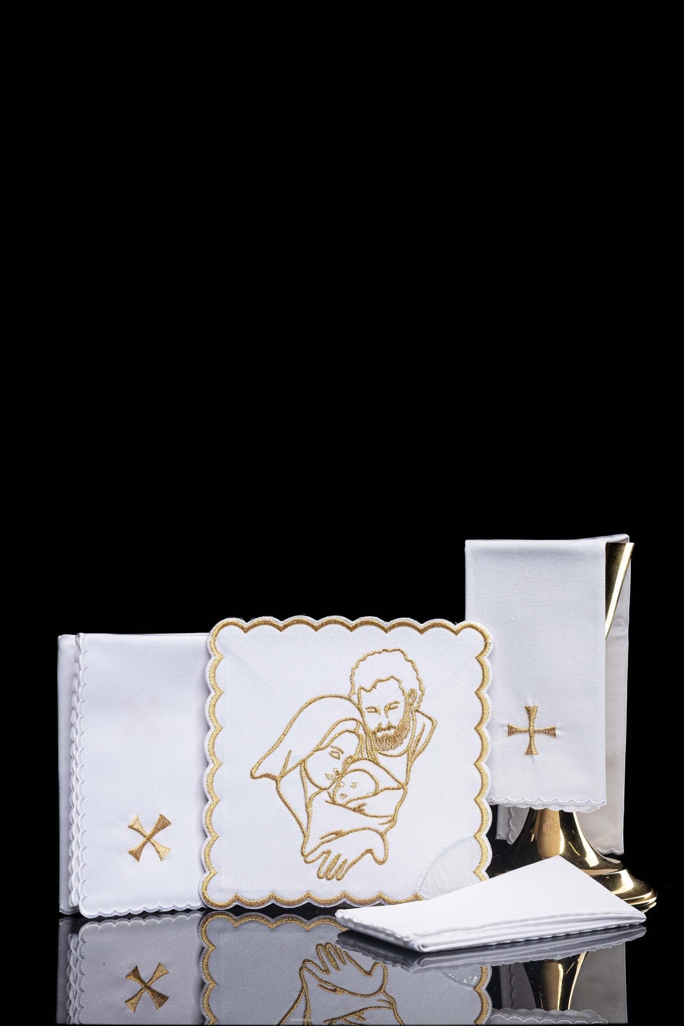 Servizio Messa ricamo Sacra Famiglia KK/120 - PERILPRETE.IT