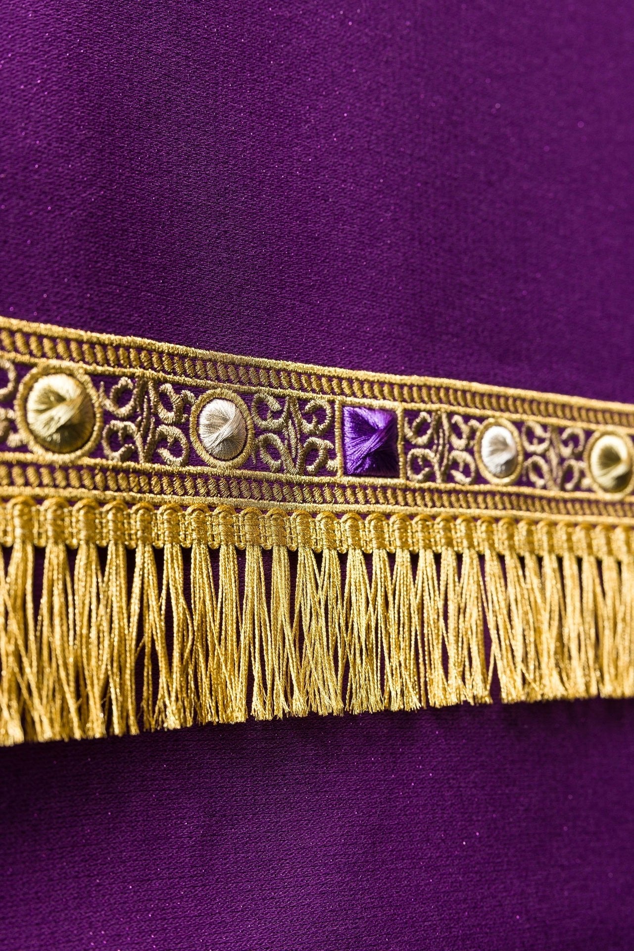 Tovaglia per ambone viola con ricamo dell’Avvento S-8076-03-103 55*250 - PERILPRETE.IT